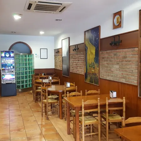 Hotel San Jacobo Отели рядом с достопримечательностью «Холм Монте-до-Госо»