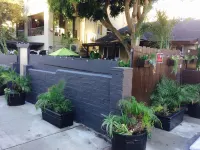 Su Casa at Venice Beach Hotels near 1921 State Theater