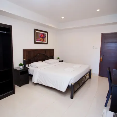 Top Hostel (Top Mansion)