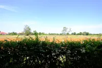 Paktraporn Resort Hotel di Renu Nakhon