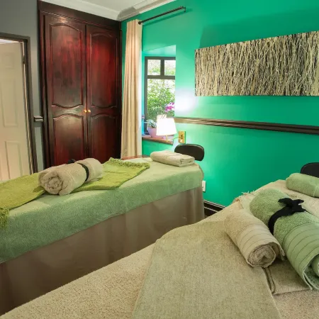 Court Classique Suite Hotel