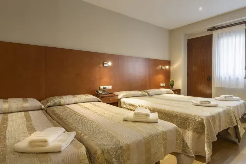 Hotel El Acebo Hotels in Alto Gállego