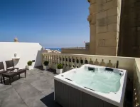U Collection - a Luxury Collection Suites, Valletta