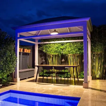 Hollidge House 5 Star Luxury Apartments