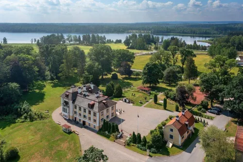Wedevågs Herrgård Hôtels à : Lindesberg