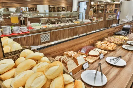 S4 Hotel Águas Claras Отели в г. Taguatinga