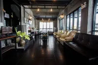 The Sky Loft Hotel Hotels in Amphoe Khlong Luang