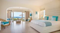 The Cove Suites at Blue Waters