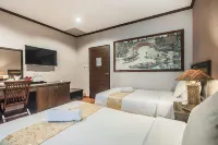 Gassan Khuntan Golf & Resort Hotels near Travels Blog