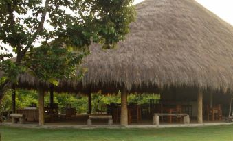 Giman Free Beach Resort