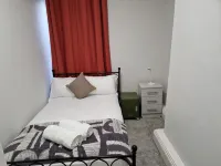 Birtley's Amethyst 3 Bedroom Apt Sleeps 6 Guest