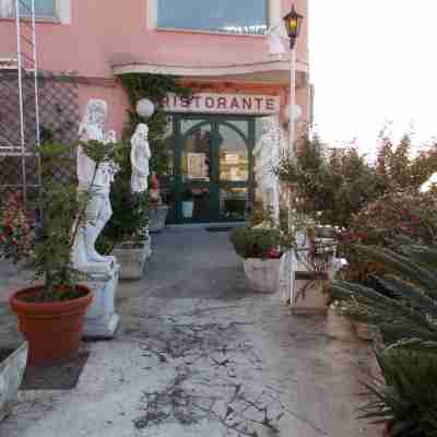 蘭德訊息艾柏格阿布魯佐大飯店 Hotel Exterior