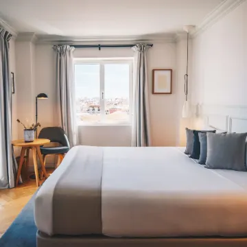 Dear Hotel Madrid Отели рядом с достопримечательностью «Небоскреб "Испания"»