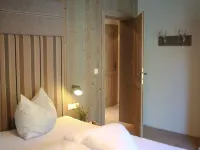 Montana Apartments Hotels in Fugenberg