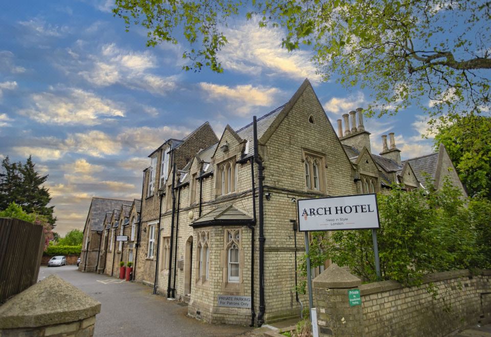 hotel overview picture