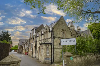 Arch Hotel Hôtels à proximité de : Cimetière de Highgate