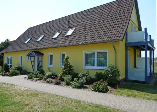 Inselhof Vineta Hotels in Krummin