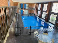 Fairview Inn & Suite