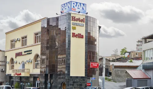New Bella Hotel