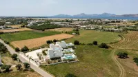 Xenos Villa 6 with a Private Pool Near the Sea