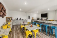 The Ashley Inn & Suites - breakfast