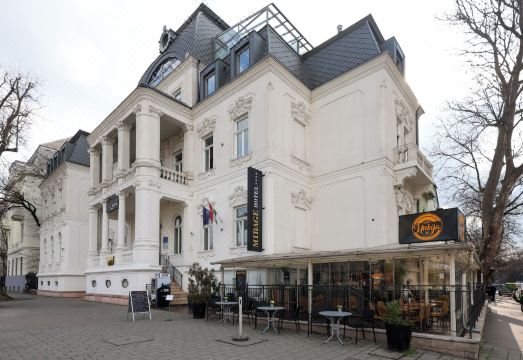 부다페스트 호텔 내부 전경