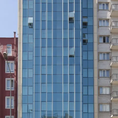 Yeni Bahar Otel Отели рядом с достопримечательностью «Улус»
