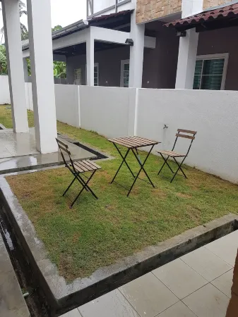 Sitiawan Homestay Entire Semi D Home Отели в г. Ситиаван