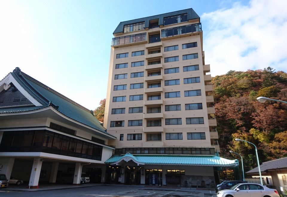 hotel overview picture