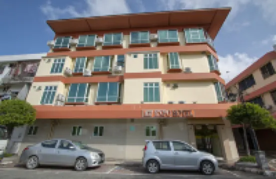 Expo Hotel Hotels near Labuan Airport