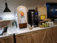 Kyriad Direct Roanne - petit déjeuner