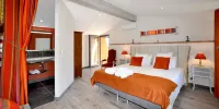 Le Mas des Colombes Chambres d'hôtes B&B & Spa Hotels in Céret