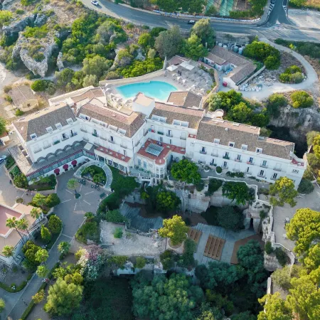 Grand Hotel Villa Politi