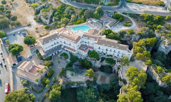 Grand Hotel Villa Politi