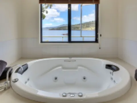 Port Huon Cottages Hotels in Geeveston