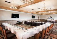 Big Cypress Lodge Hotels in Memphis