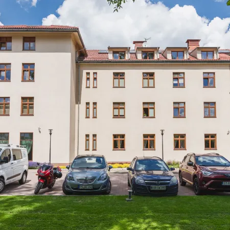 Domus Mater Hotel Отели рядом с достопримечательностью «Торгово-выставочный центр Кракова»