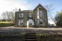 Newton Manor House - Luxury Retreat Sleeps 13 Hotels in Cupar