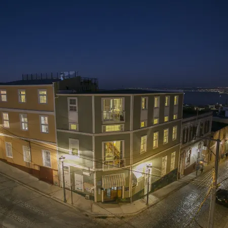 Casa Galos Hotel & Lofts