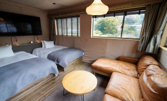 THE BASE GLAMPING YUGAWARA