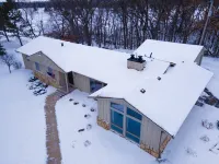 Can't beat homey ski retreat adjacent to Afton Alps and scenic Afton State Park.