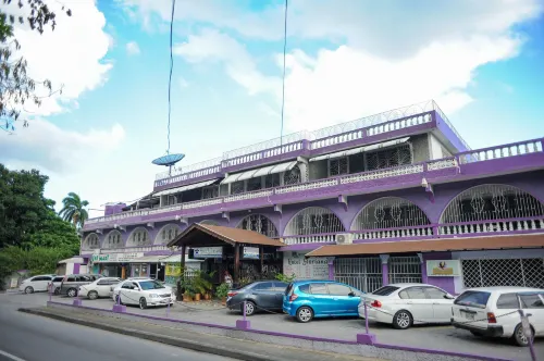 Gloriana Hotel - sarapan