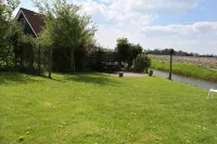 Horizon 5 Pers Holiday Home Nice View Close to the National Park Lauwersmeer Hotels in Anjum