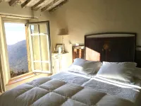 Il Podere di Metato Restored Tuscan Farmhouse with Pool with Views of Hills and Sea - Hot Tub