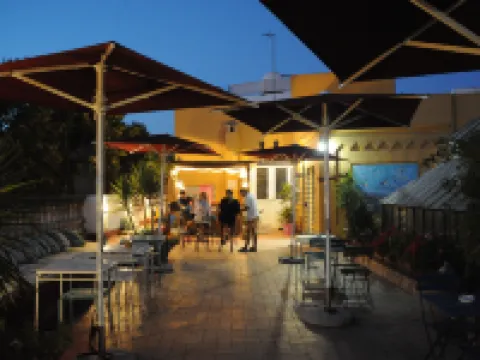 La Flamenka Hostel Hotels near Palacio Manara