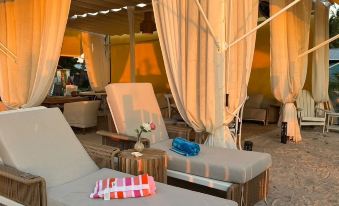 Casa Rosada Beach Front