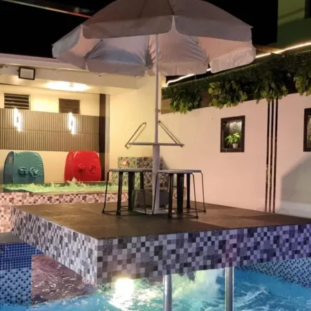 EDVIL BEACH RESORT AND JACUZZI POOL SPA