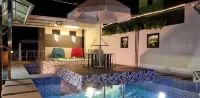 EDVIL BEACH RESORT AND JACUZZI POOL SPA - شاطئ