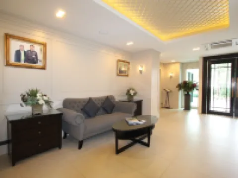 14 Residence Hotels in Phra Pradaeng