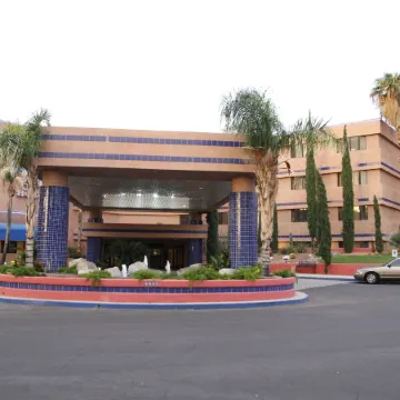 Ramada by Wyndham Viscount Suites Tucson East